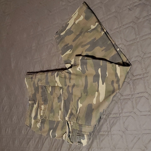 ==^Men's Faded Glory camouflage pants 48 x 30 - Picture 1 of 16